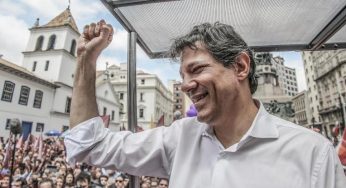 Professores, estudantes e jornalistas declaram apoio a Haddad