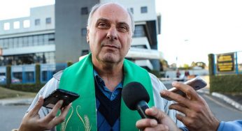 “Ele está acumulando mais vontade de lutar”, diz Padre Marmilicz sobre visita a Lula