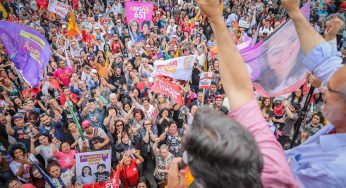 “Duas palavras mágicas tiram um país da crise: trabalho e educação”, diz Haddad, em Caxias do Sul