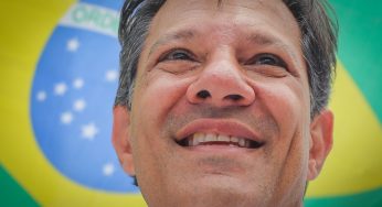 Vídeo de Haddad traz defesa por #DemocraciaJá e por um país mais livre e forte