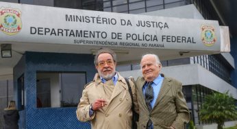 Mino Carta e Fernando Morais, após visita: “Lula está bem e animado com a possibilidade de Haddad ganhar as eleições”