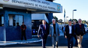 Senadores aprovam comissão para verificar situação de Lula