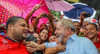 Carnaval promete se tornar ode à liberdade de Lula