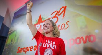 Gleisi Hoffmann: Lula Livre é a bandeira da democracia e do povo