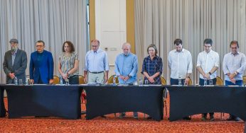 Movimento Vamos Juntos abre reunião com minuto de silêncio em memória a petista assassinado em Foz do Iguaçu