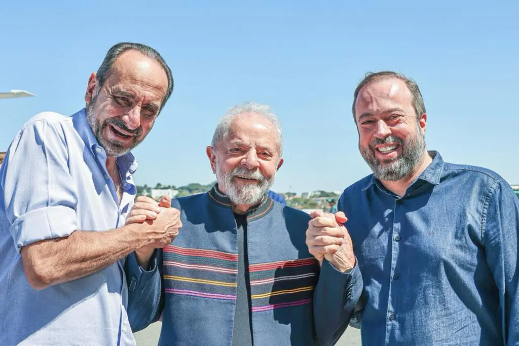 Assista: Lula e Alckmin em ato pela democracia em BH