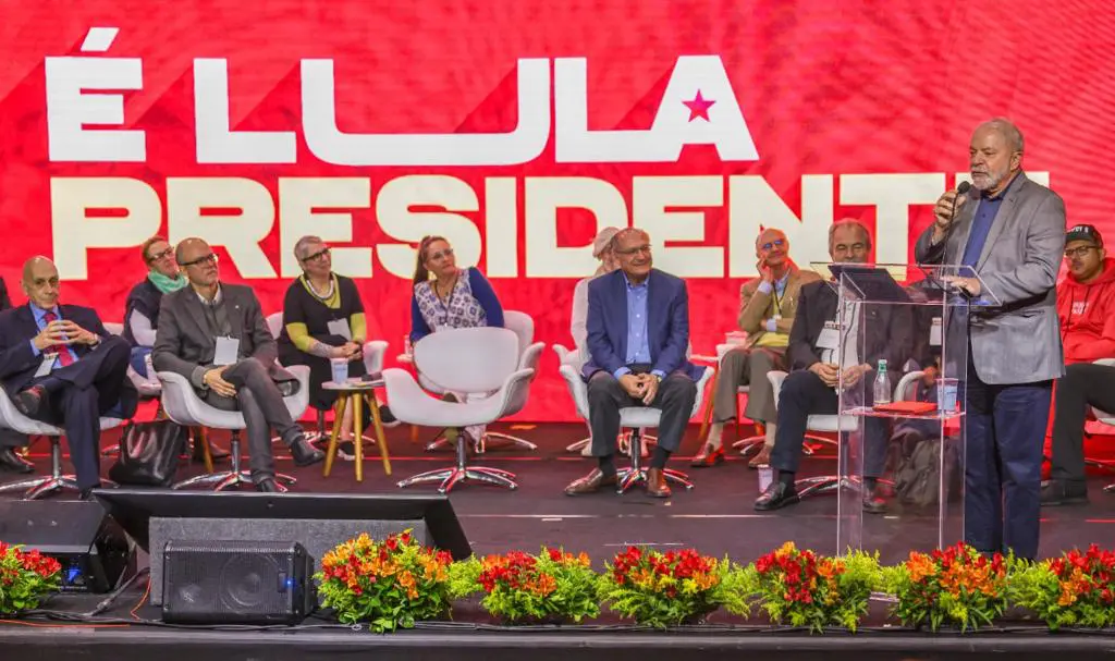 Lula: pequenas empresas terão acesso a crédito e a compras governamentais