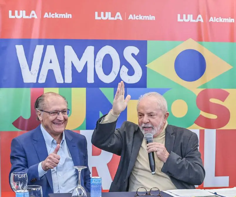 Lula e Alckmin em encontro com empresários da construção civil