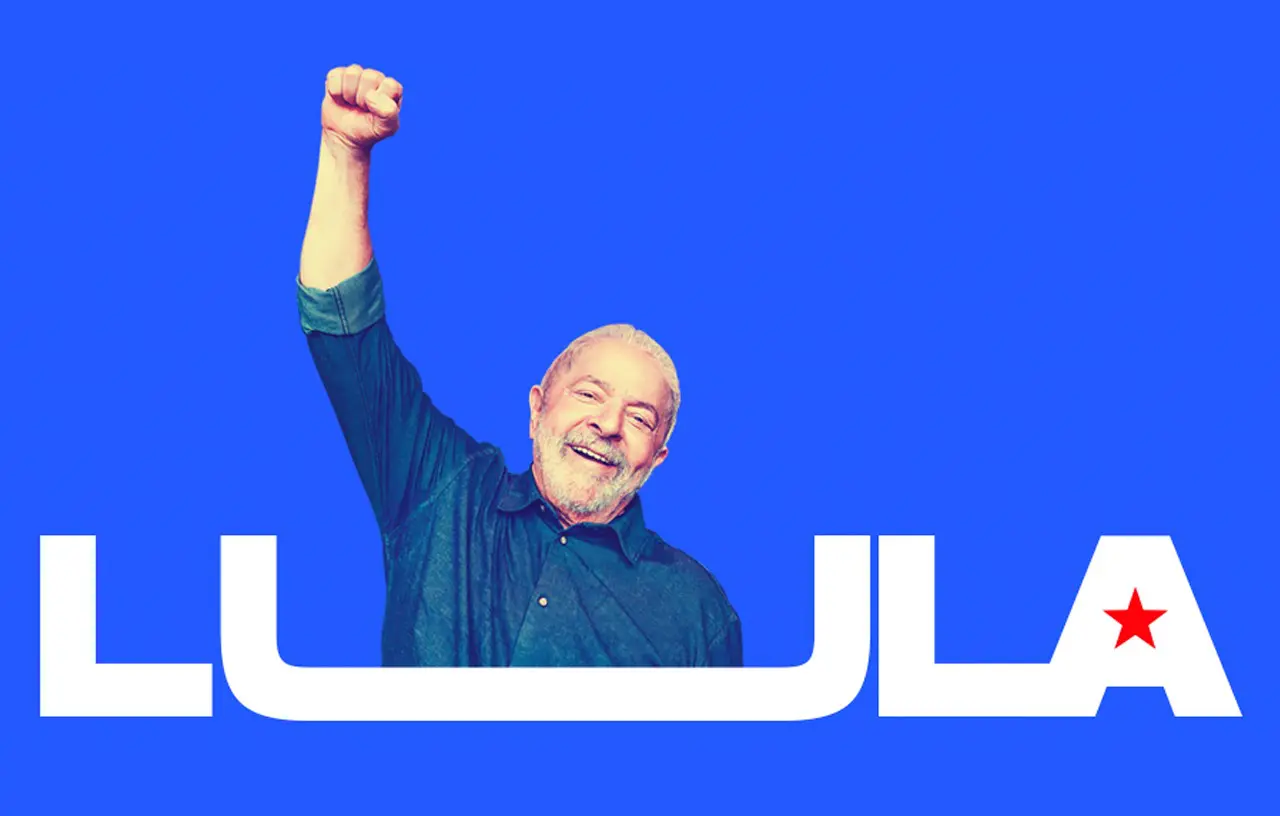 Agora é oficial! Lula 13 para reconstruir o futuro que a gente lembra
