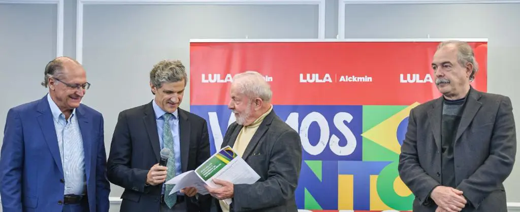 Lula e Alckmin lançarão grande programa de infraestrutura em janeiro