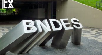Bolsonarista usa BNDES para financiar loja de armas