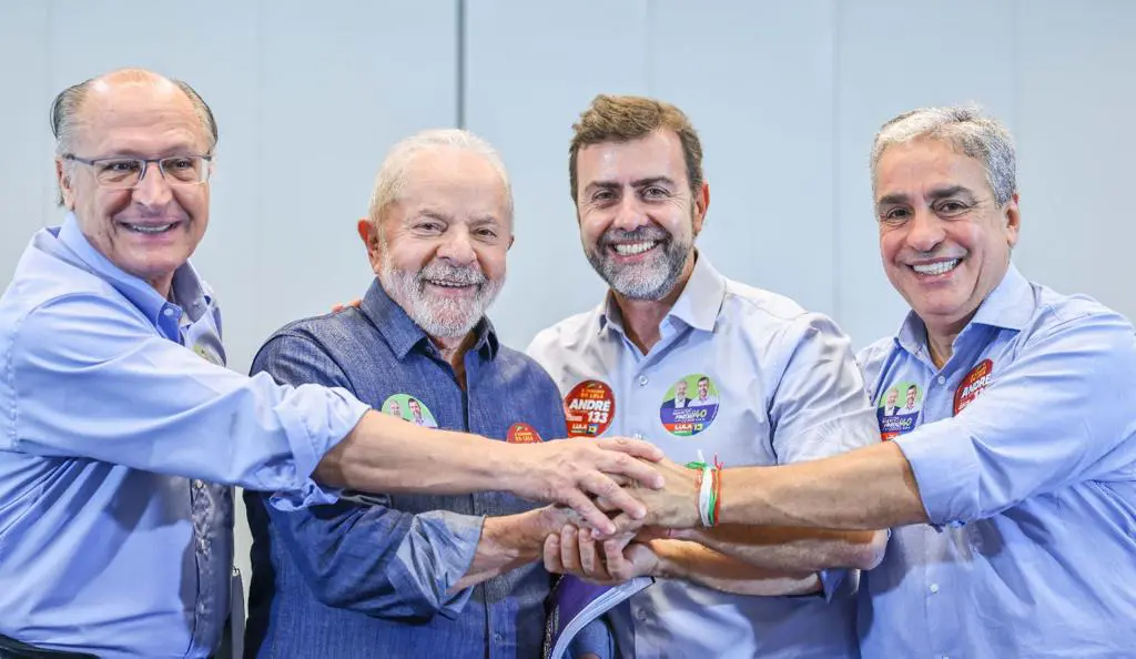 Lula disse que nenhum governo fez pelo Rio mais do que as gestões petistas