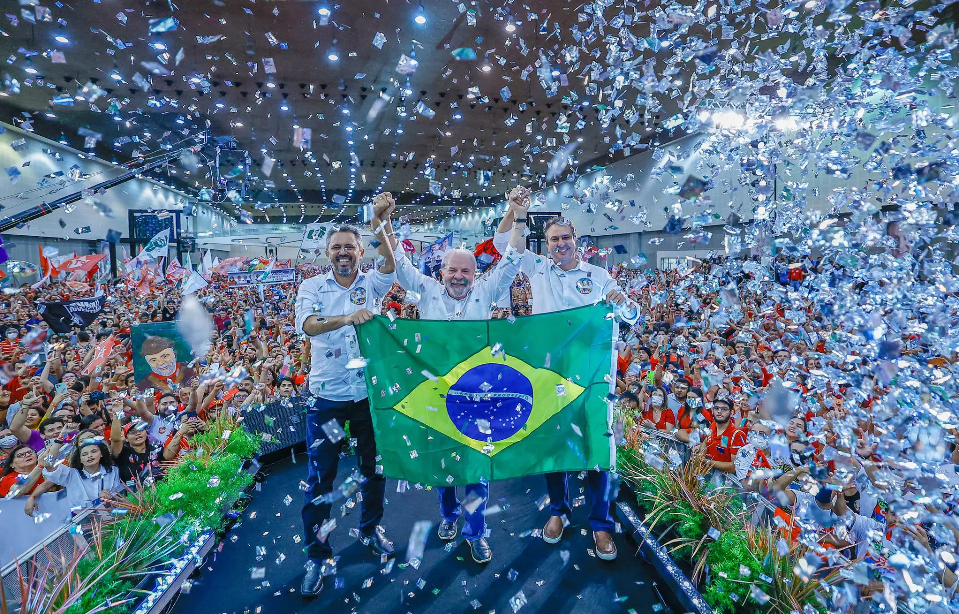 Lula participa da caminhada Brasil da Esperança, em Fortaleza, na sexta-feira