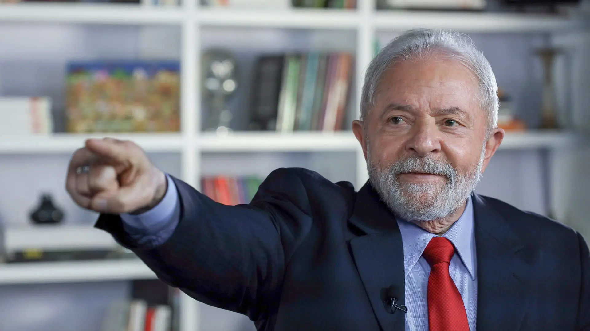 Em mensagem ao Senado, Lula diz que Brasil voltará a ser pátria gentil