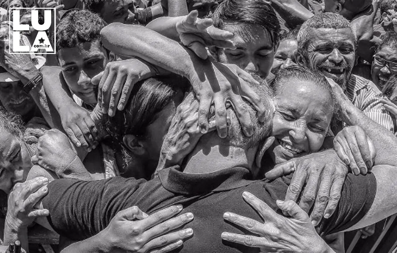 Com Bolsonaro, Brasil despencou no ranking do IDH. Com Lula, o país havia subido quatro posições