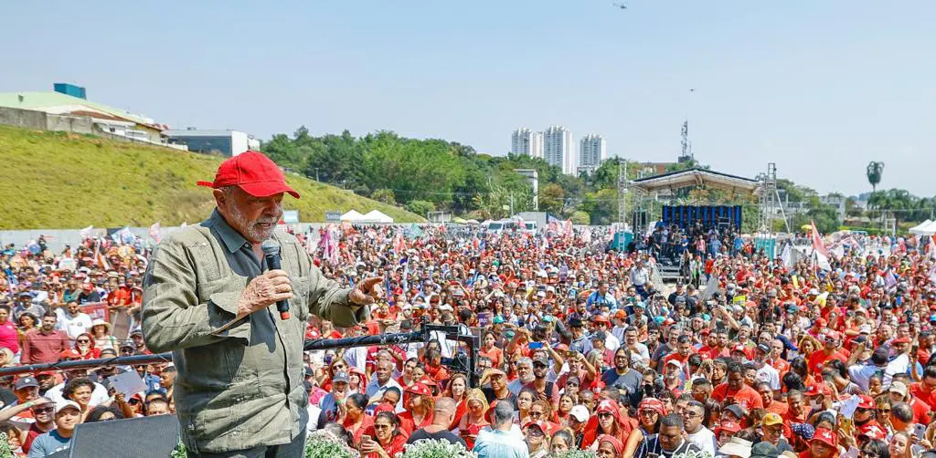 Lula diz que vai recriar o Ministério da Igualdade Racial