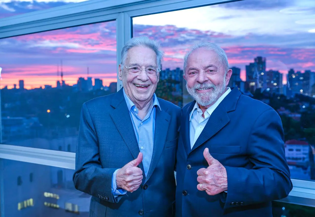 Lula recebe apoio de FHC