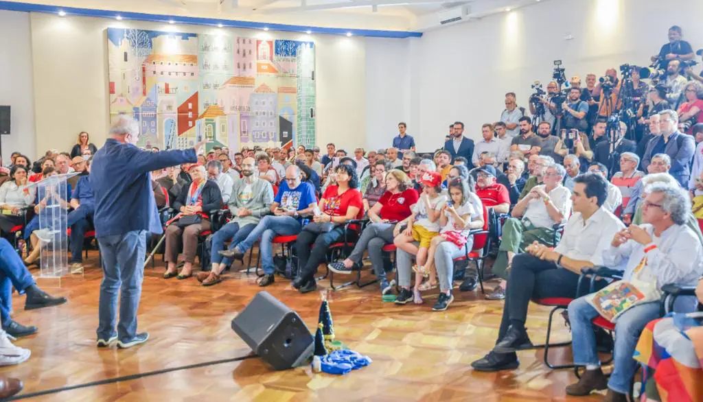 A igreja terá papel importante no trabalho social que precisa ser feito para consertar o Brasil, diz Lula