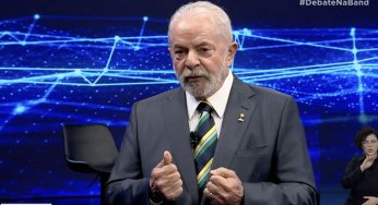 Povo pobre vai voltar a ter cidadania outra vez, diz Lula em debate