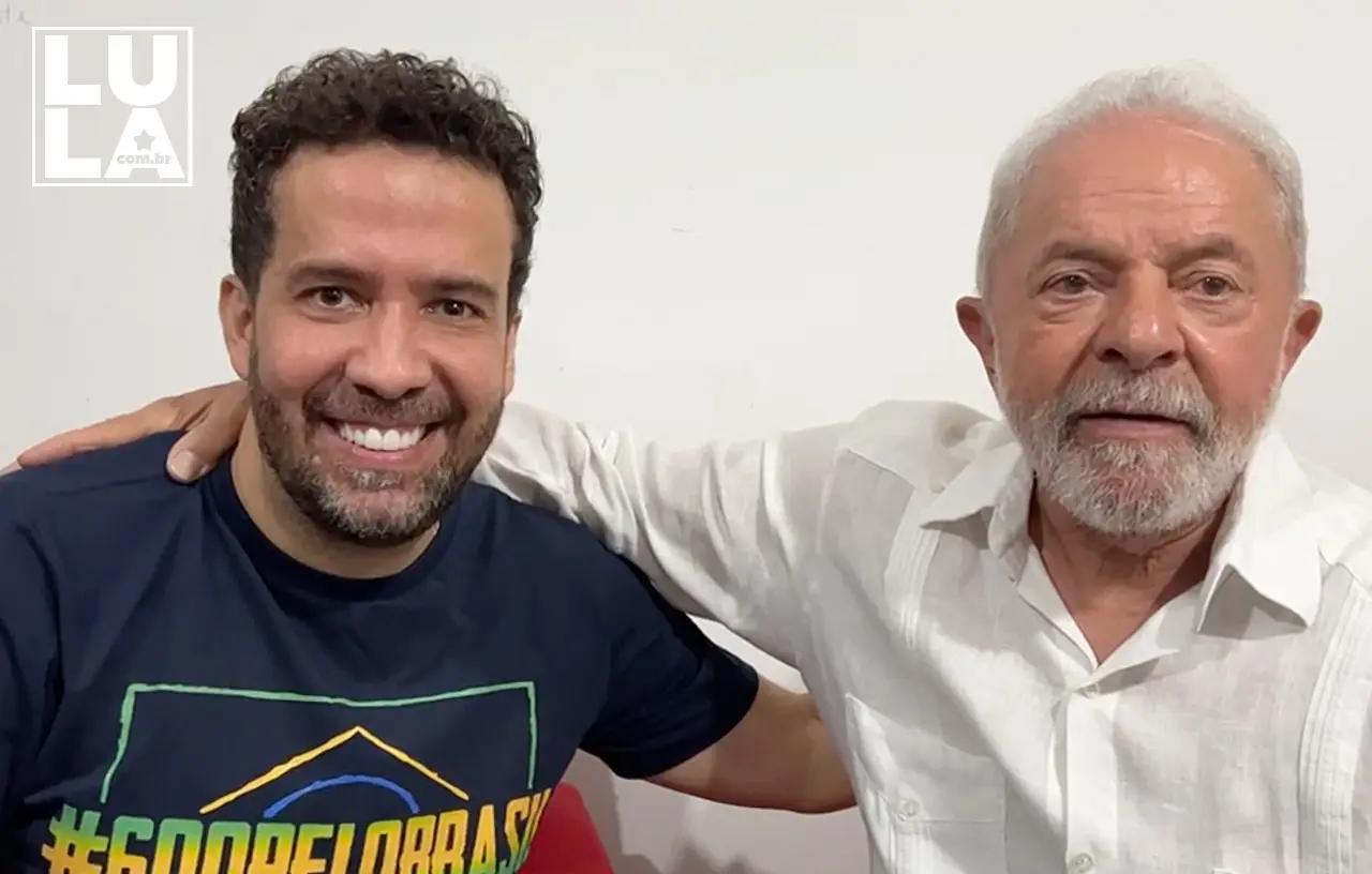 ‘Vamos votar porque o Brasil precisa voltar a ser democrático’, diz Lula em live no Facebook