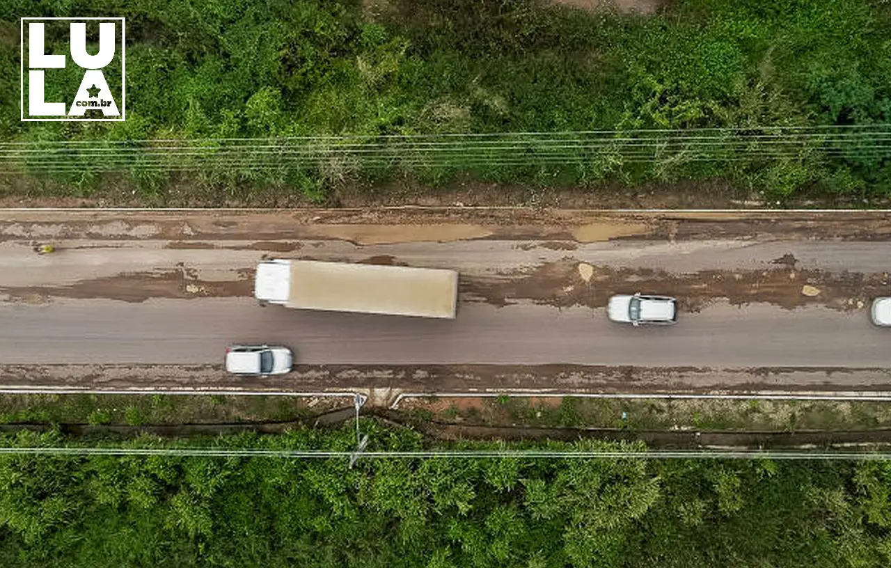 Bolsolão do Asfalto: bolsonaristas enchem o bolso e para o povo sobra o ‘asfalto sonrisal’