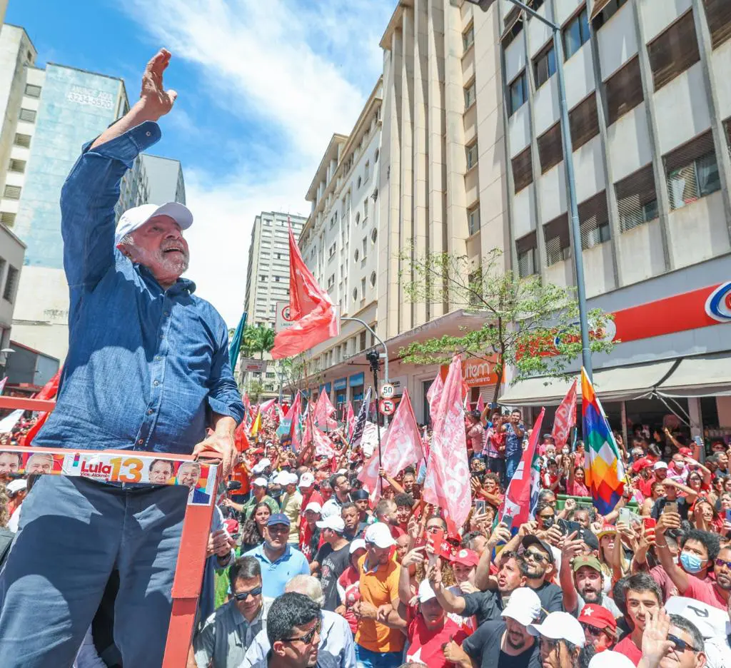 Sou nordestino e conseguimos provar que é possível melhorar esse país, diz Lula