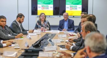 Alckmin apresenta anteprojeto da PEC do Bolsa Família para Conselho Político