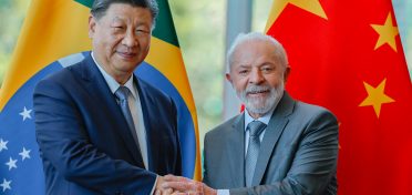 Lula trata de geopolítica e ampliação de mercados em telefonema com o presidente da China, Xi Jinping