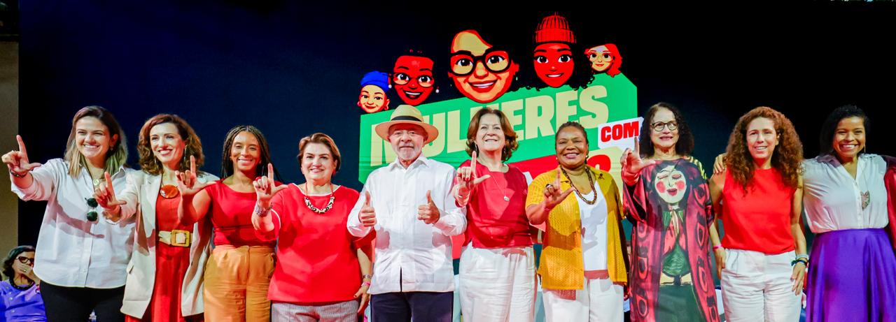 Lula em ato com mulheres em BH